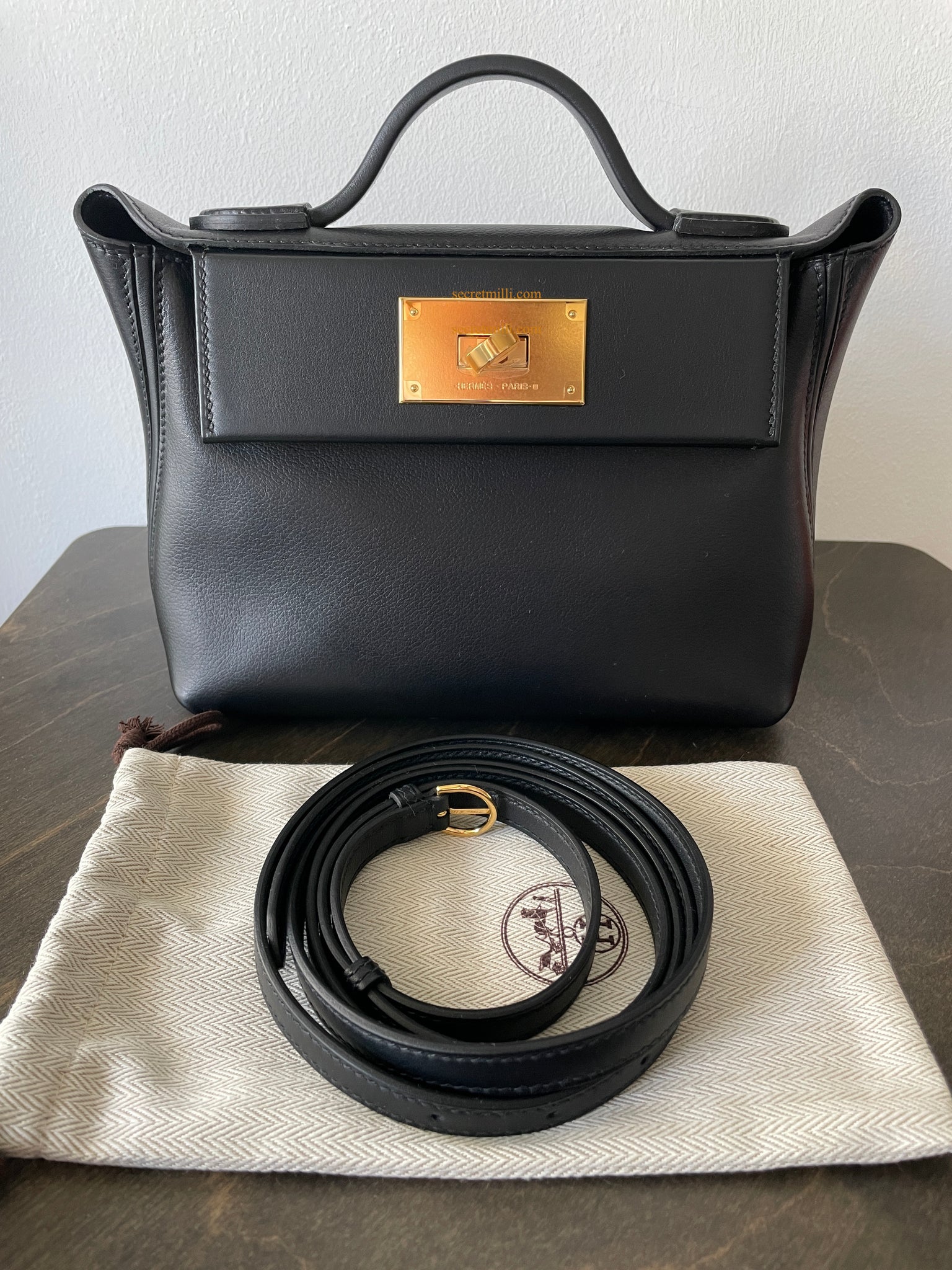 hermes 2424 21 price