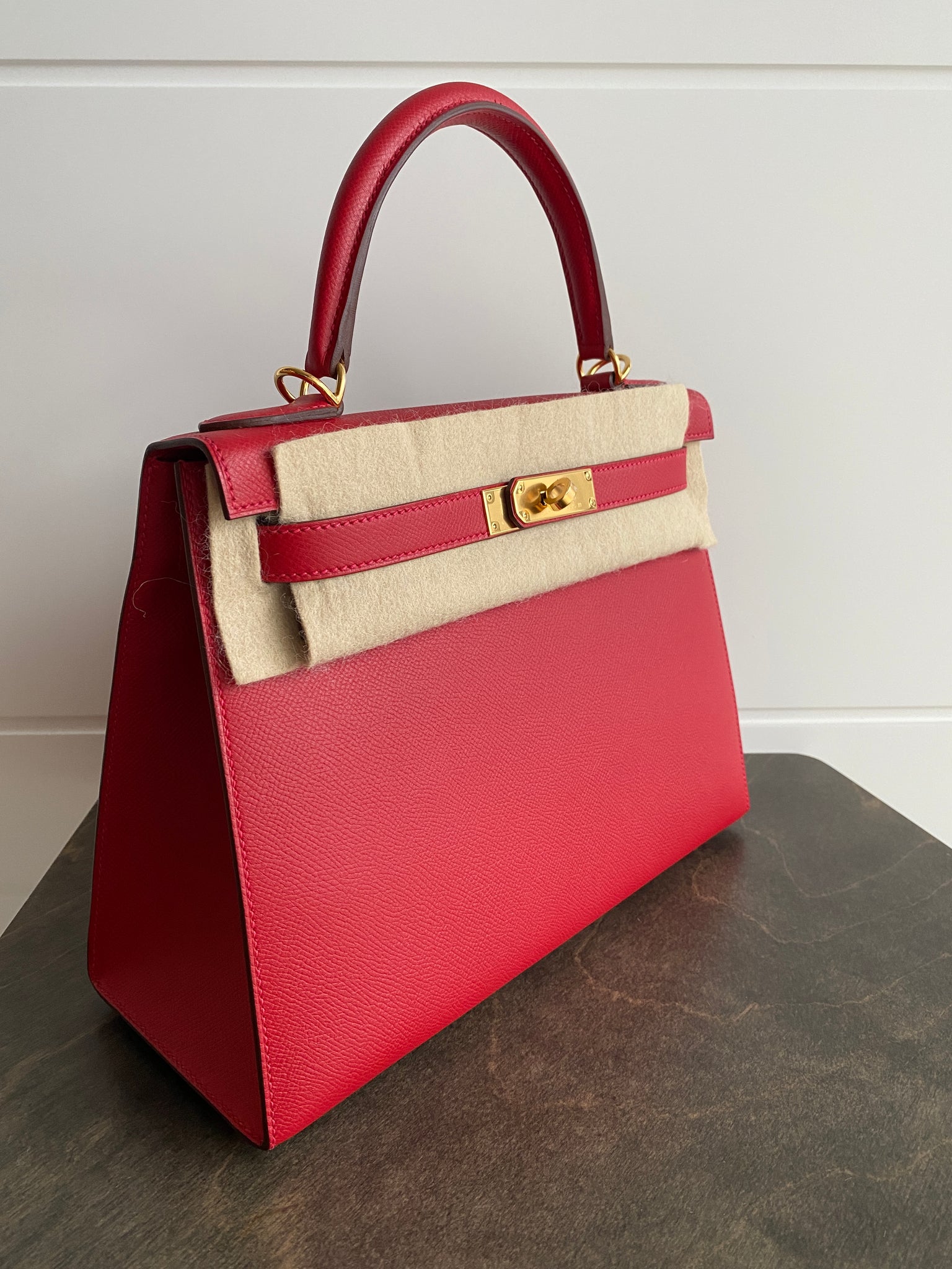 hermes kelly rouge casaque