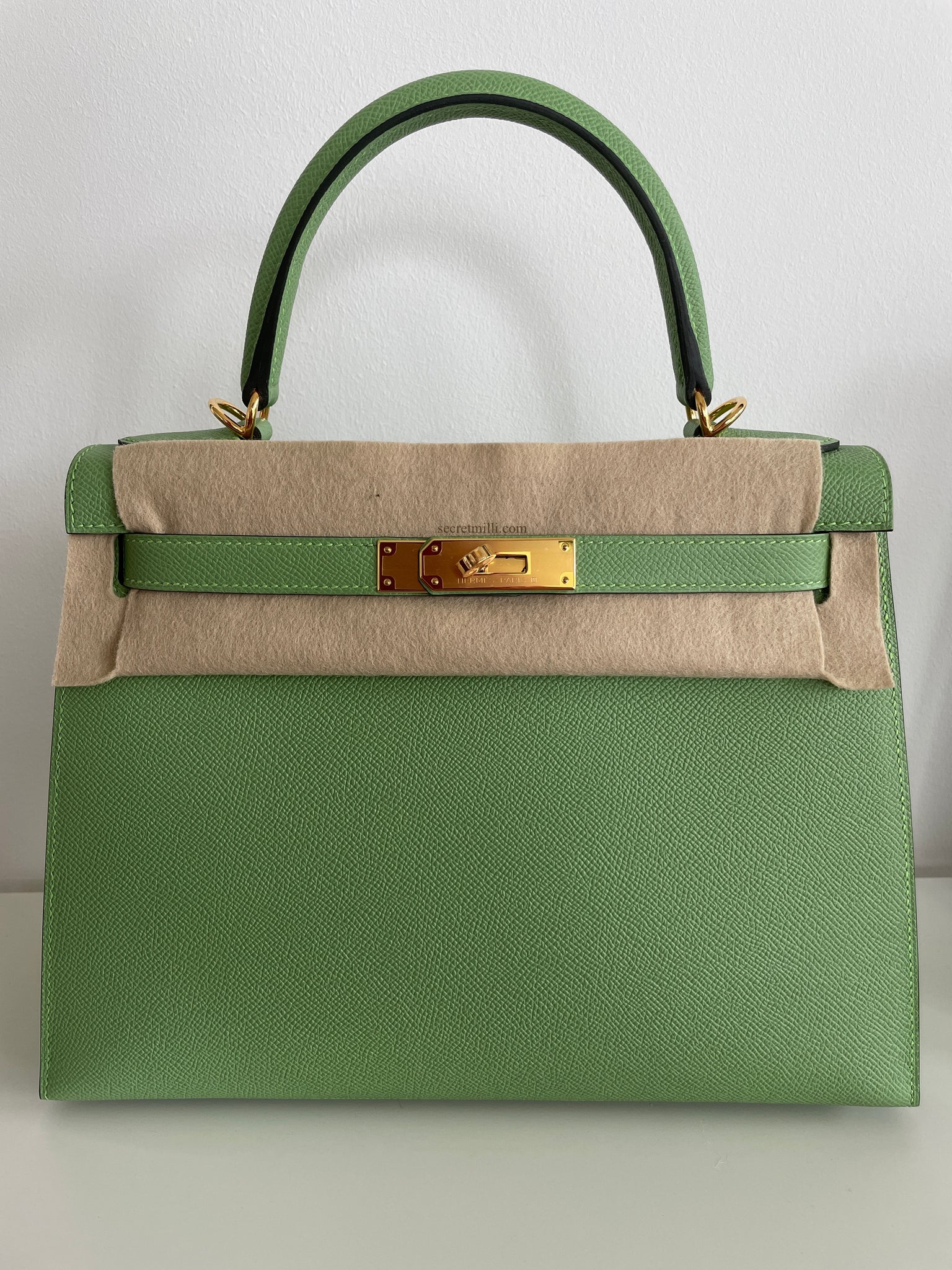 Hermes Kelly 28 Sellier Vert Criquet Epsom Gold Hardware - Vendome