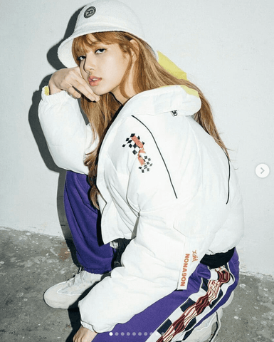 Lisa Blackpink wearing the lisa collection 