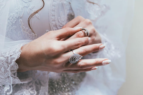 bride with two rings 