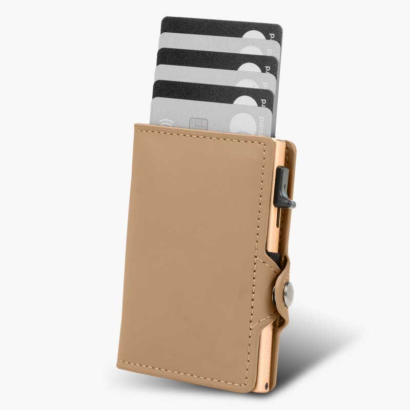 Smart-Wallet_Beige_010.jpg__PID:fb9de98a-d9f9-49f1-a8f6-d3678fcc8f0b