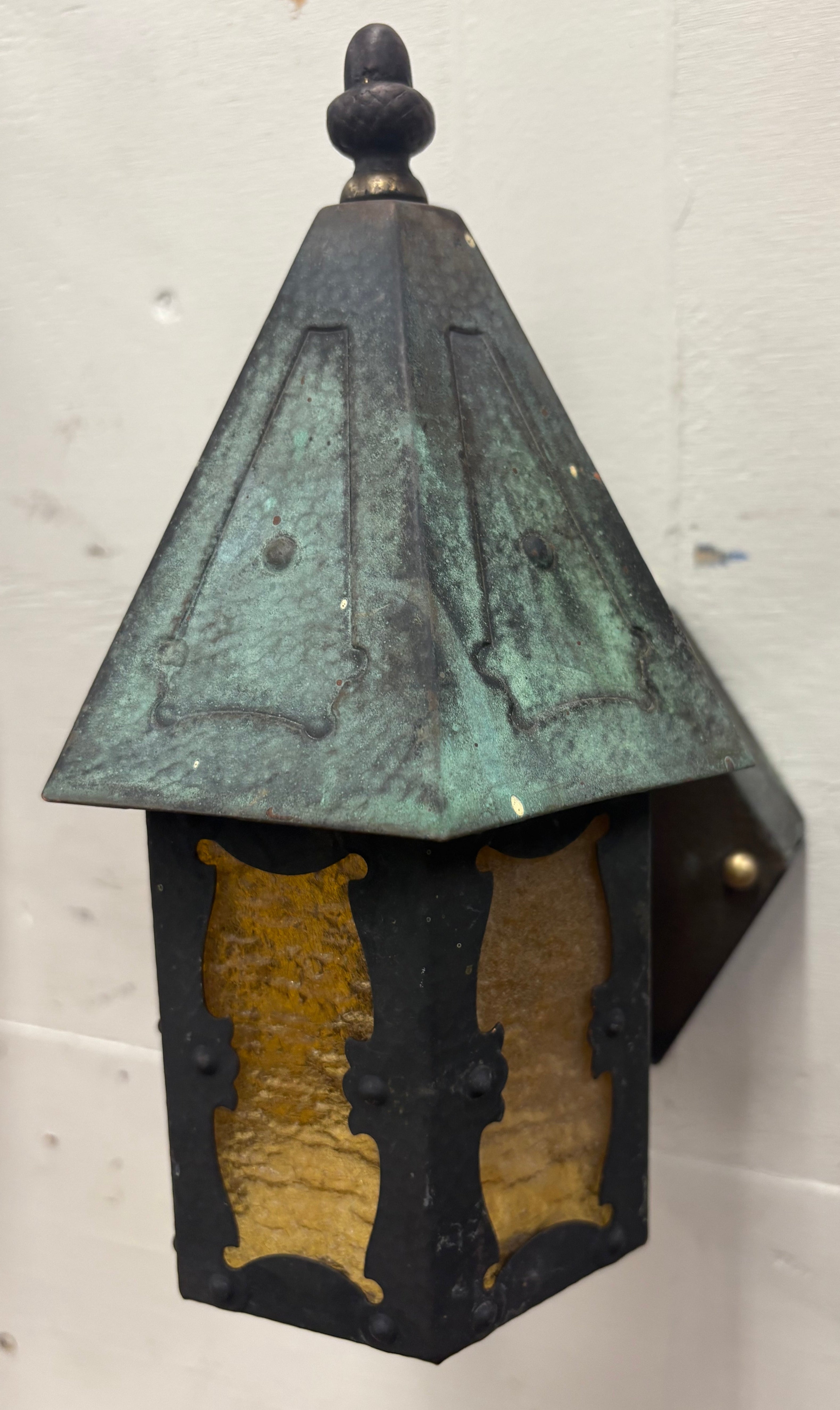 Ext. Lantern Sconce (LT-1073)