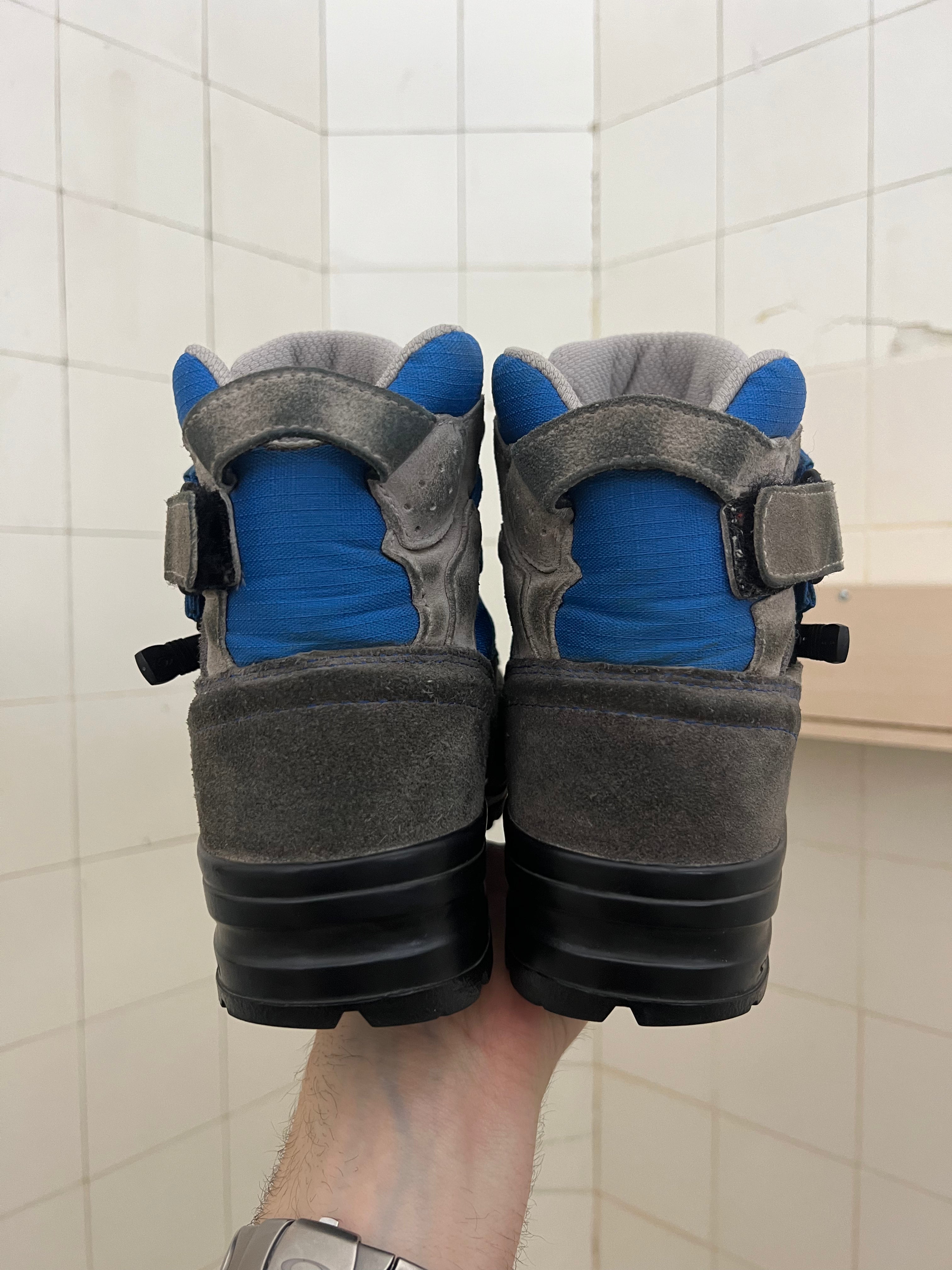 2000s Salomon Adventure 7 Gen 2 - Size 6.5 US