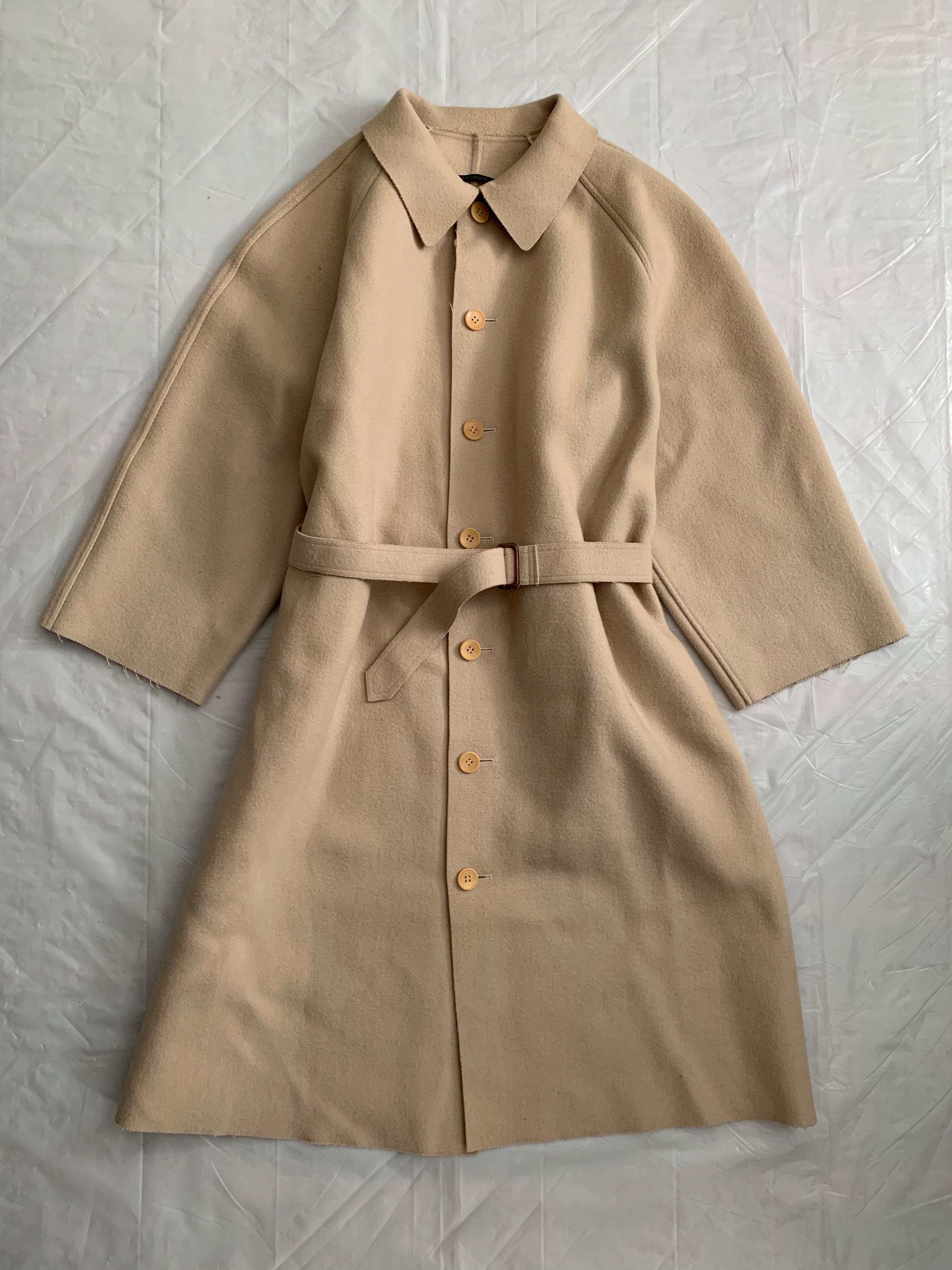 aw1995 Yohji Yamamoto Beige Raw Cut Wool Overcoat - Size OS