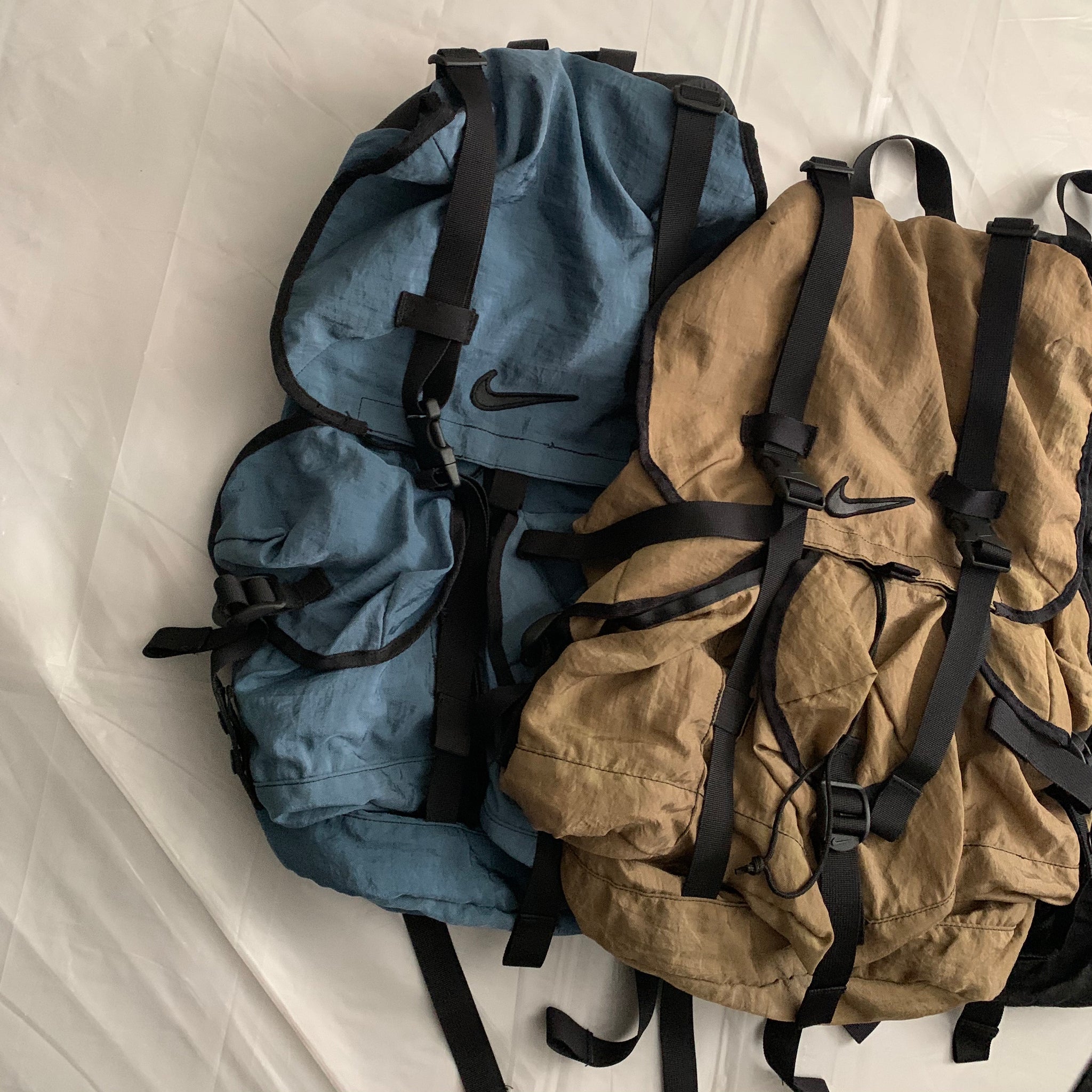 nike parachute backpack