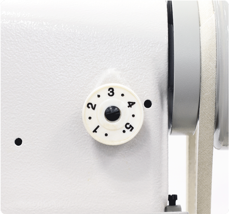 With the iKonix Single-Needle Industrial Sewing Machine, you can adjust your stitch length between 1 and 5 mm.