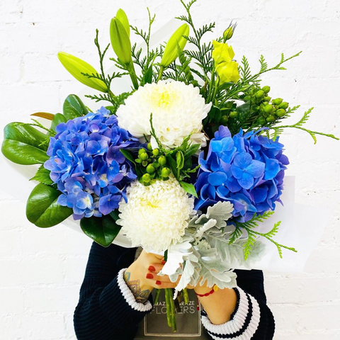 https://www.amazinggrazeflowers.com.au/collections/flowers-online-melbourne/products/daily-bouquets