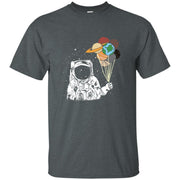 Astronaut With Planets In Hand Awesome Science Men T-shirt