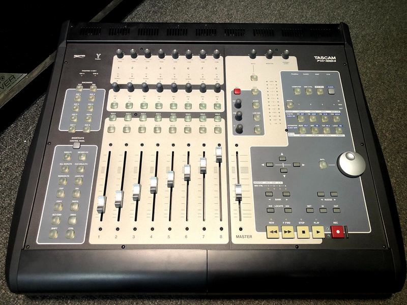 Tascam FW-1884 - FireWire Audio/MIDI Interface and Control Surface/Mix