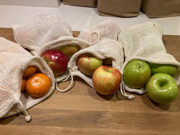 apples in mesh bags