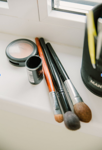 Makeup brushes laying down