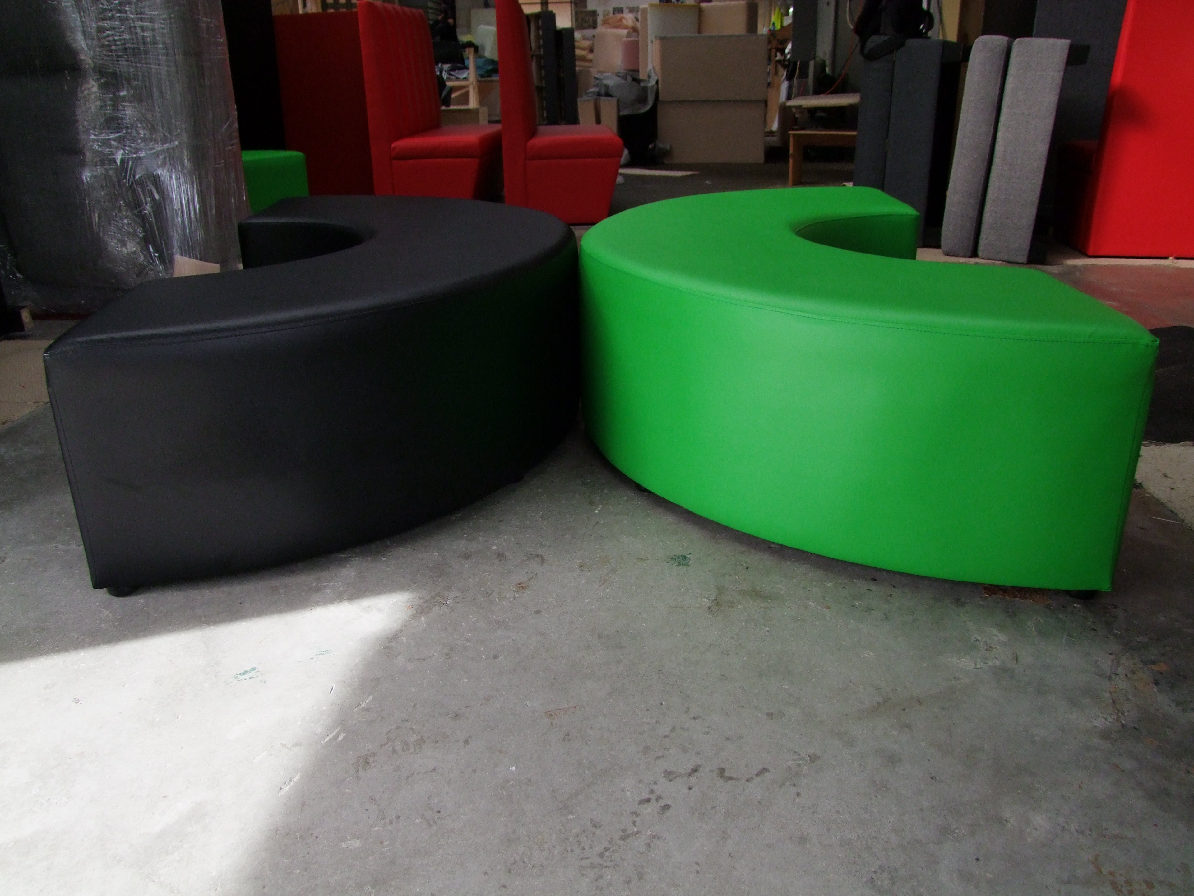 curved ottoman seating