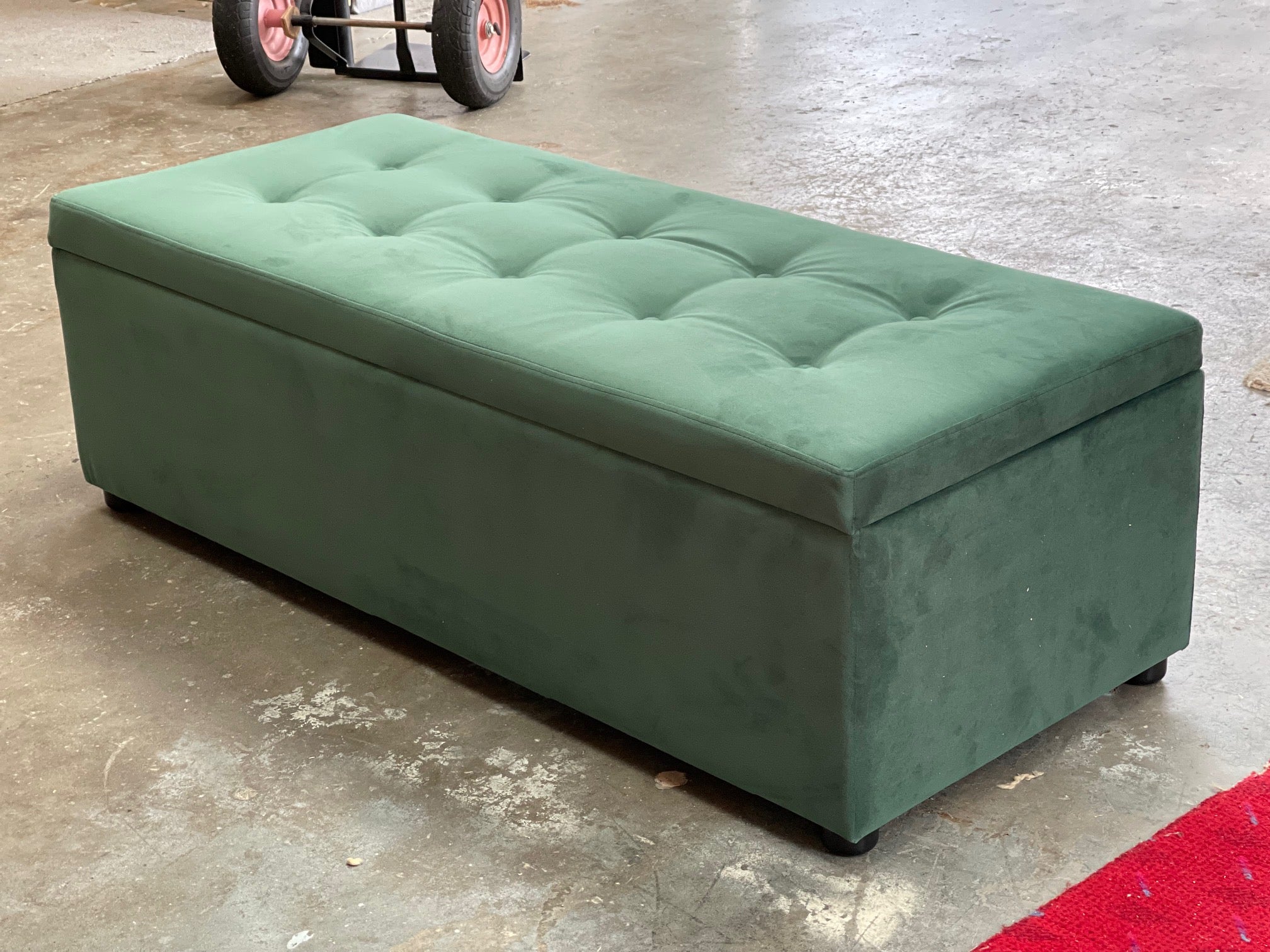 buttoned top ottoman 