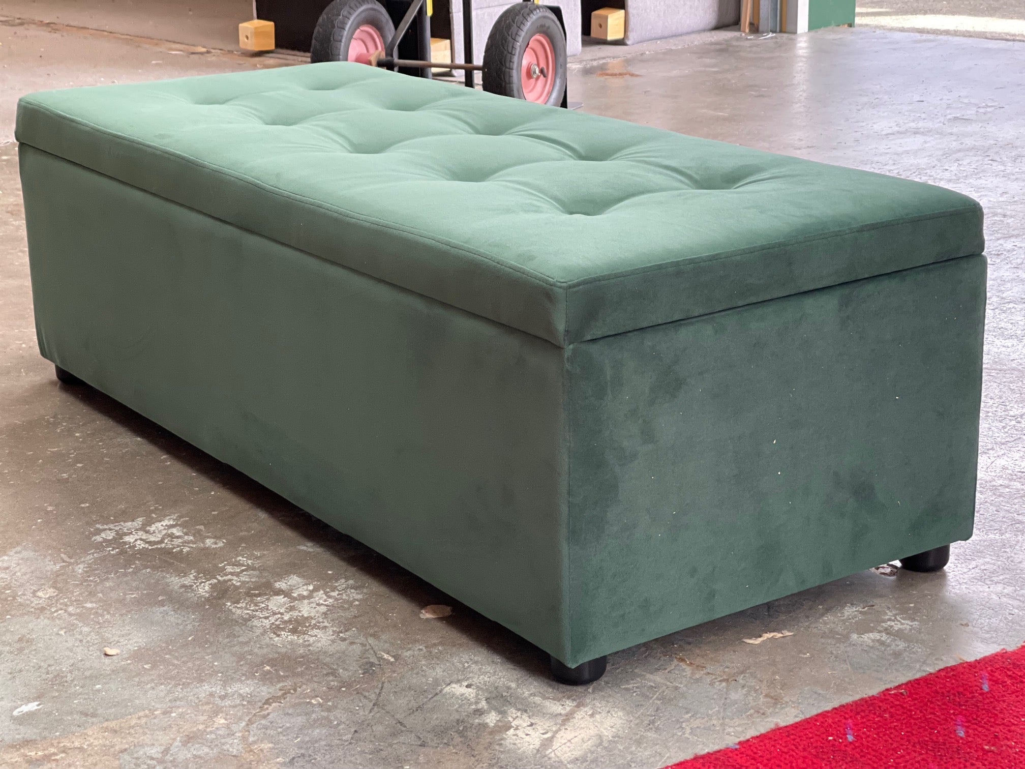 buttoned top ottoman 