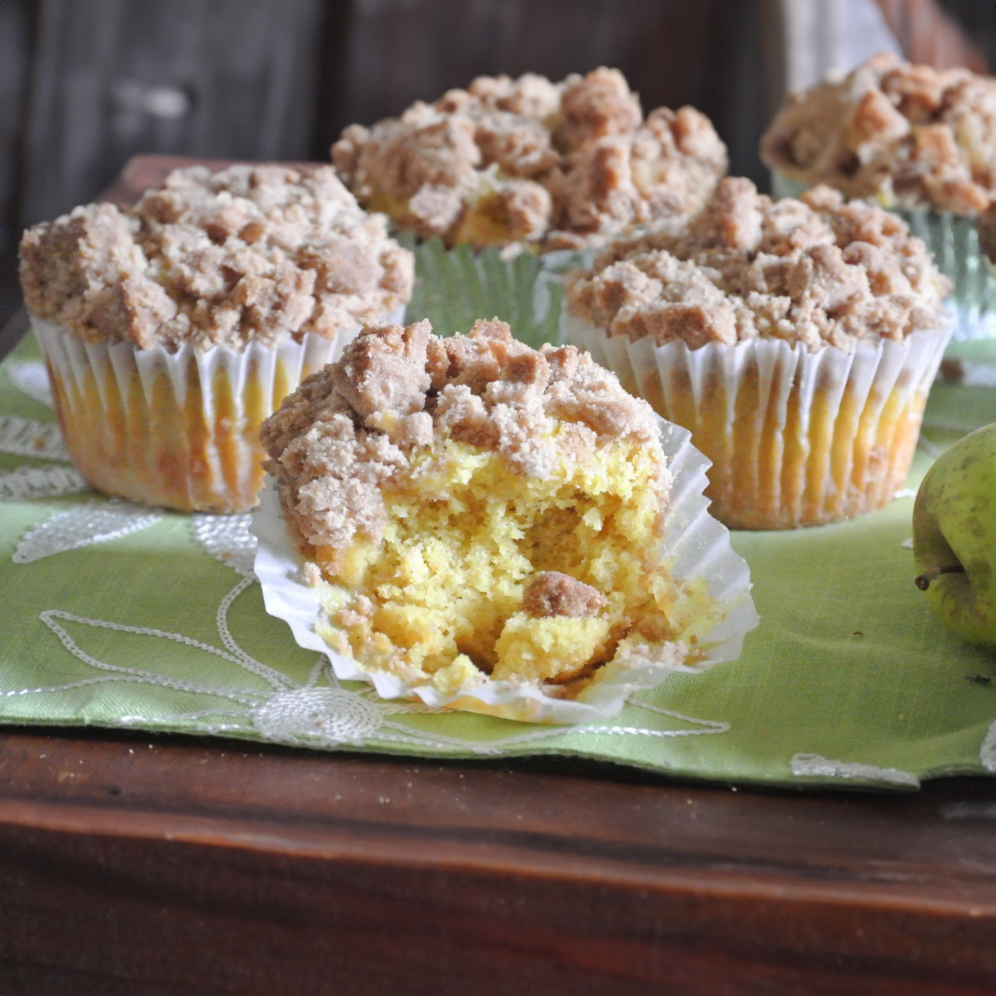 Applesauce Coffee Cakes