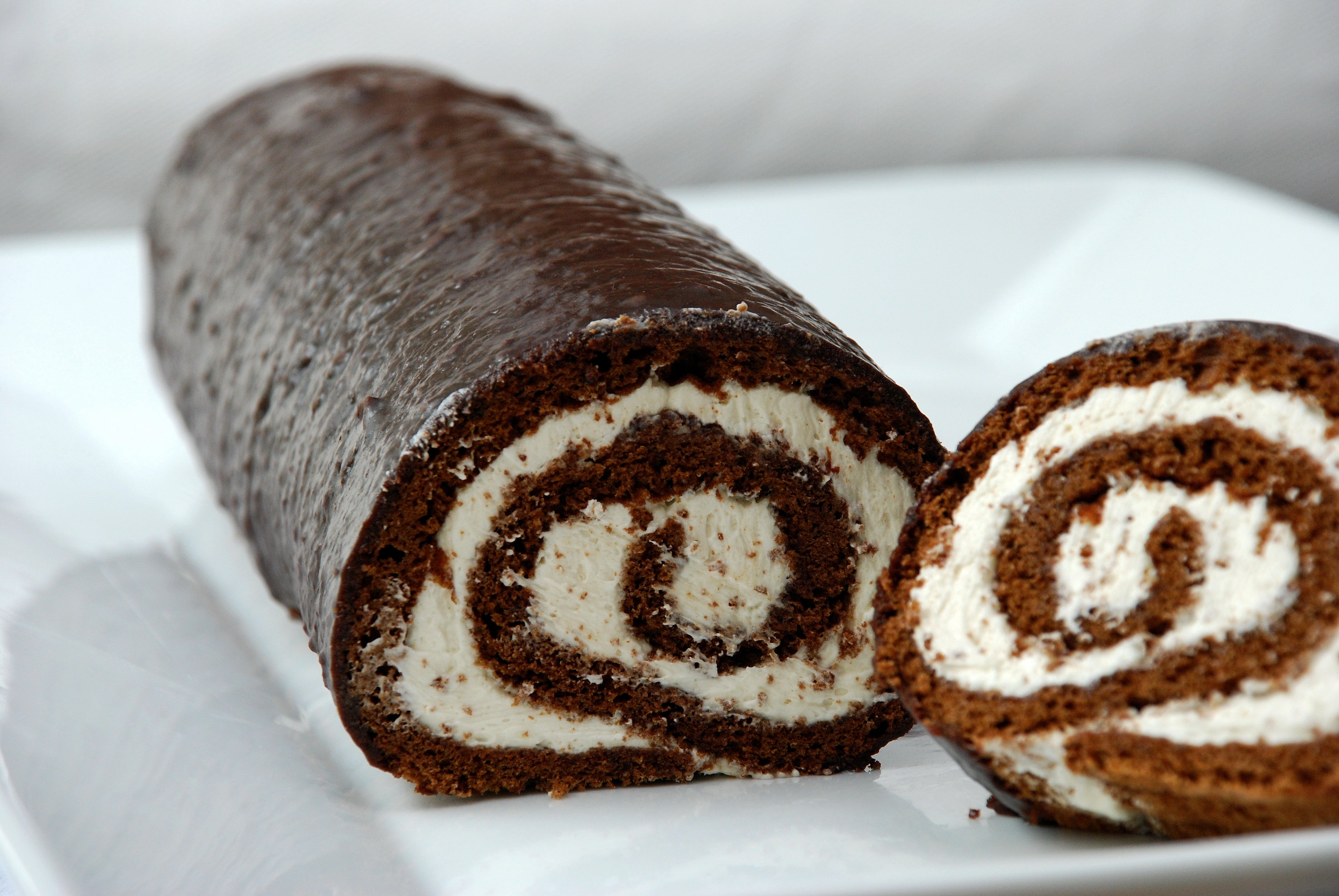 Swiss Cake Roll