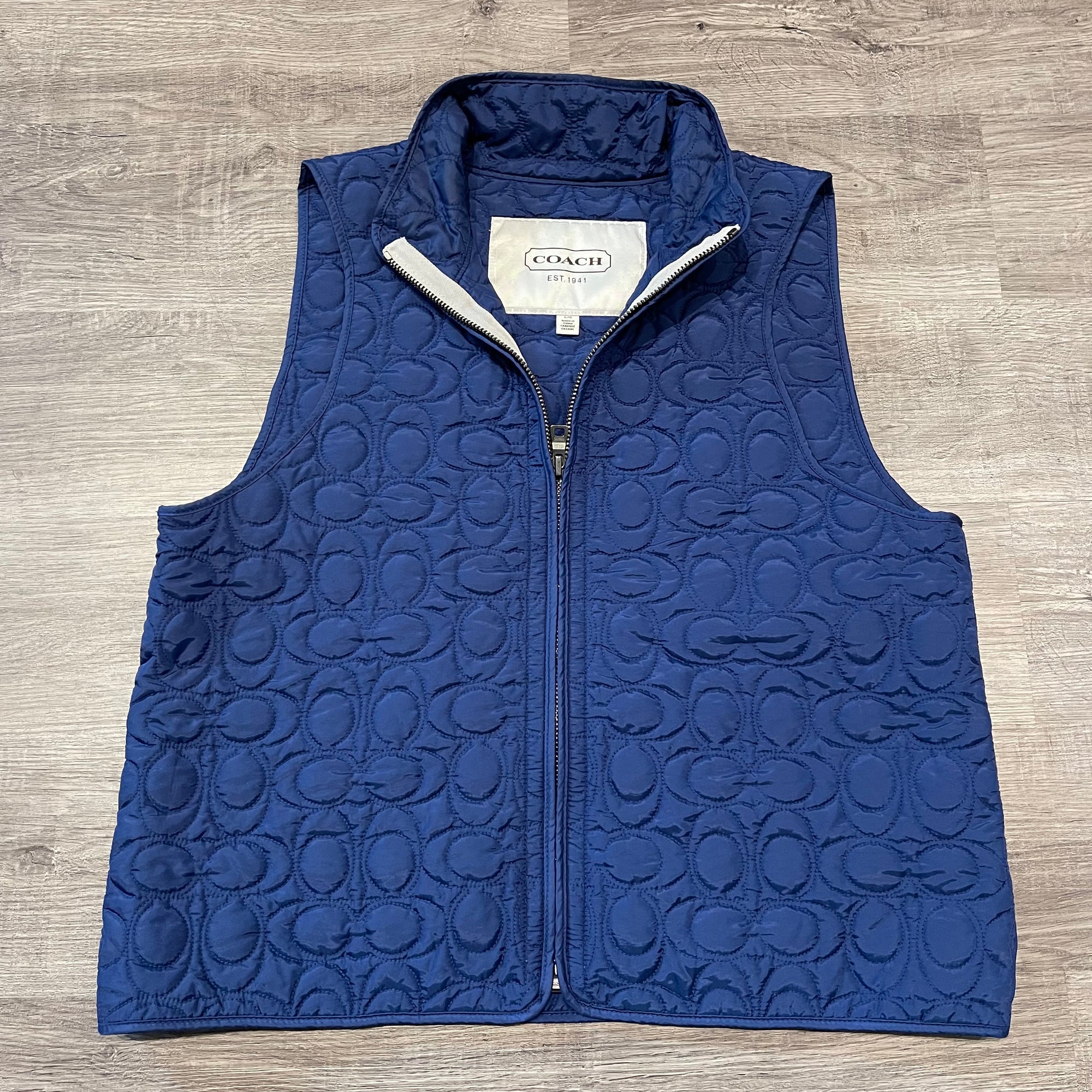 COACH Signature Logo Puffer Vest Jacket – Vintage Instincts