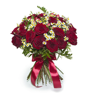 Lily Palmer Daisy Rose Bouquet – Lily Palmer Floral Design