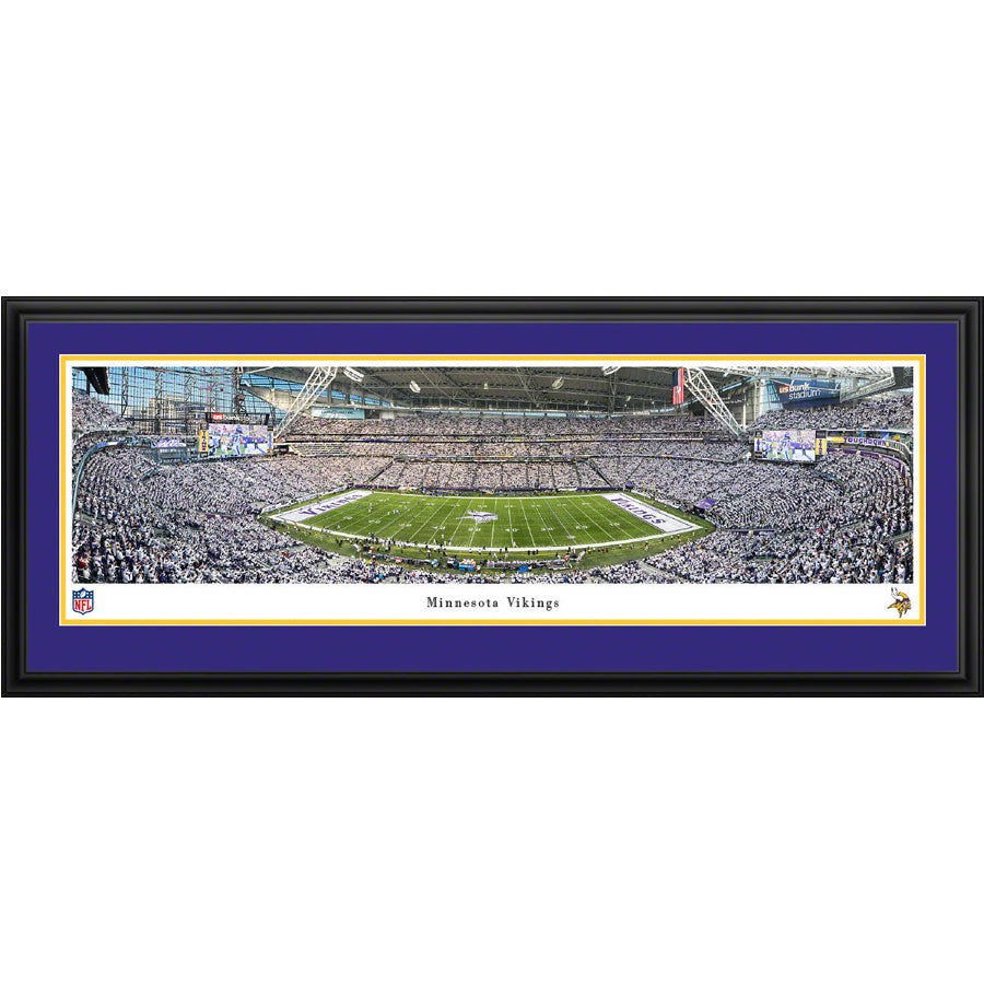 Blakeway Panoramas White Out Game Deluxe Framed Panoramic Picture