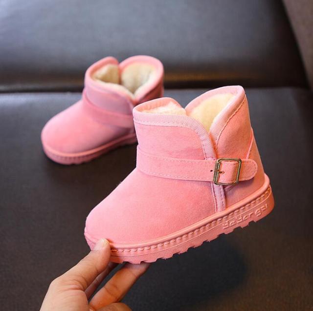 a nombre de radio Villano Botas Ugg para bebés y niños pequeños | Don Zapas