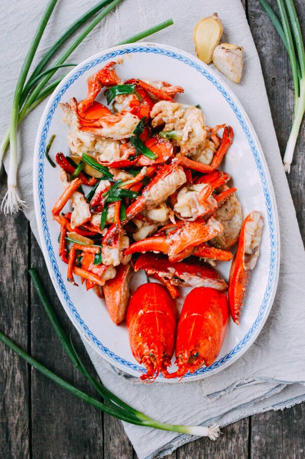 East Meets Dress Traditional Foods to Serve at Chinese Wedding Banquet, Lobster