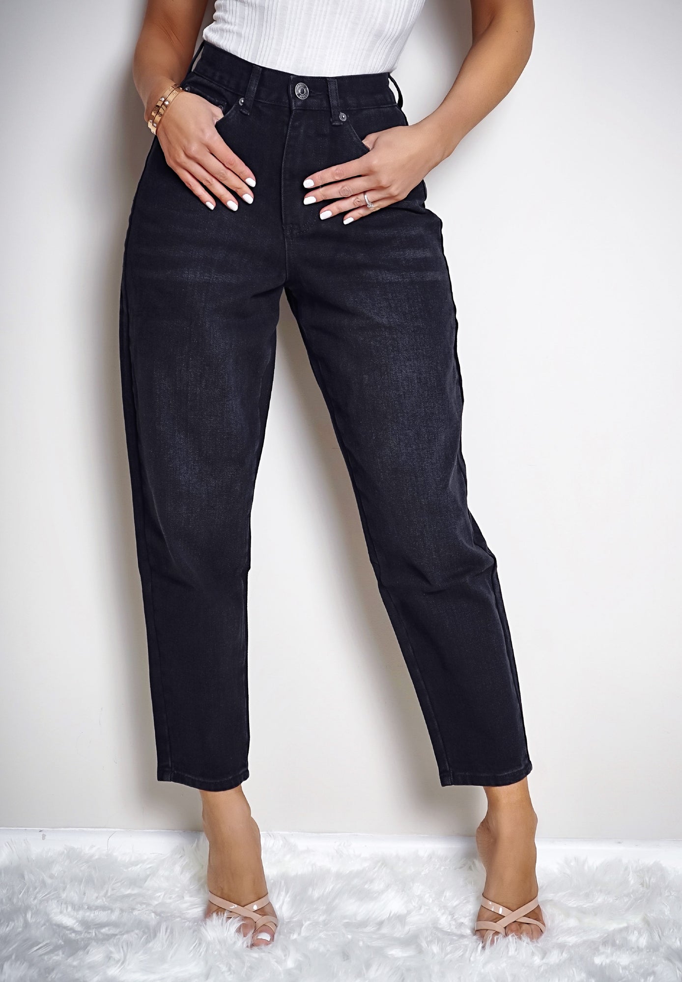 black high waisted mum jeans