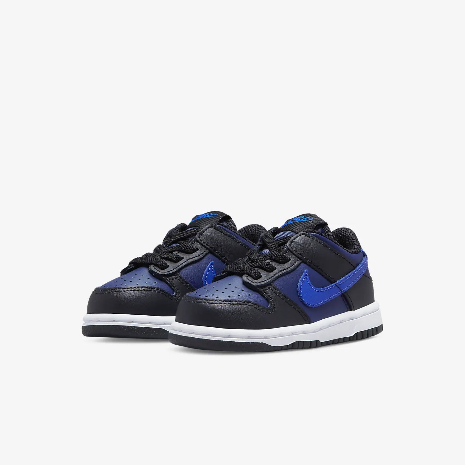 infant nike dunk low black and white