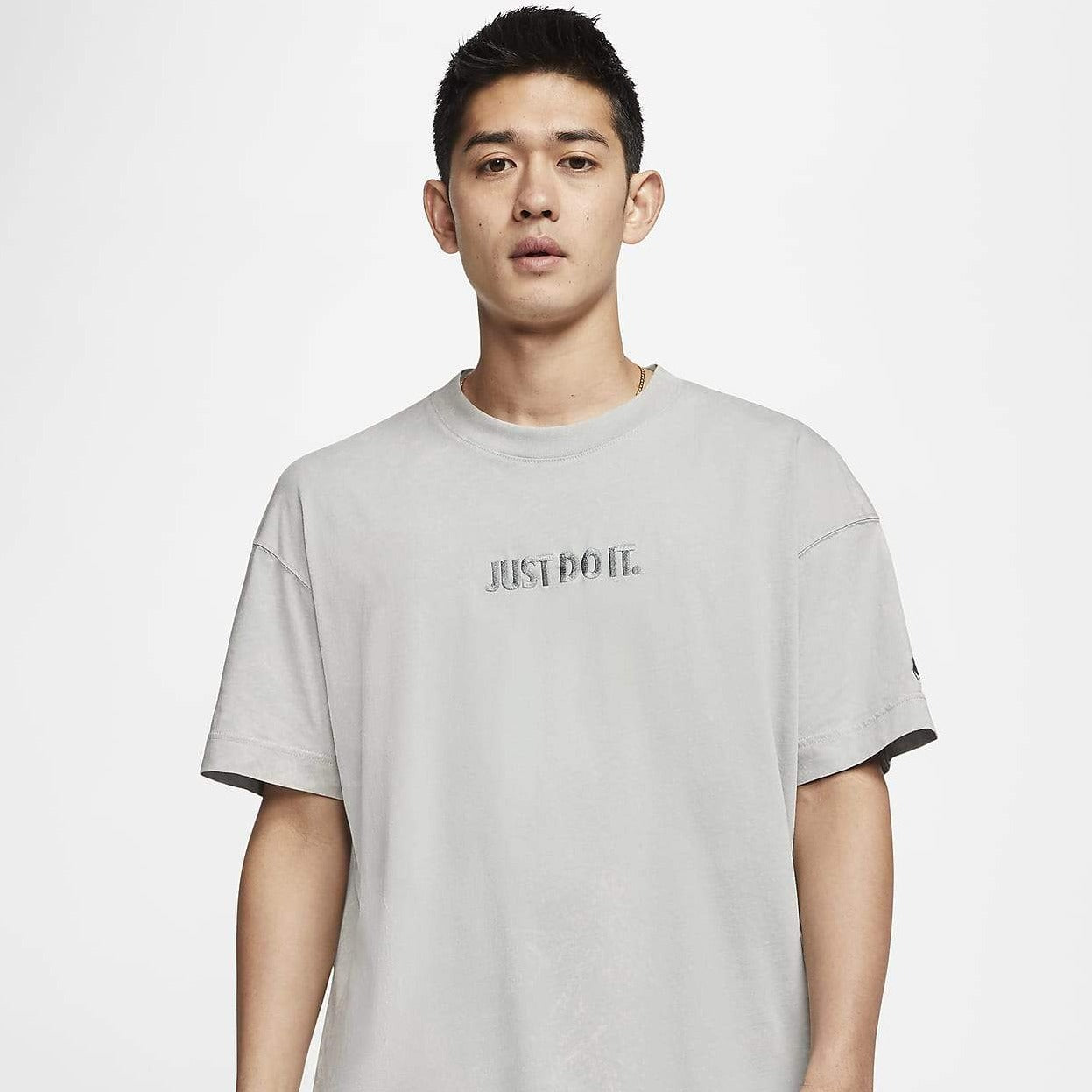 escarcha Capataz Predecesor Men's Nike "Just Do It" Embroidered Tee (Grey)(Loose Fit)(CT4572-077) –  Trilogy Merch PH