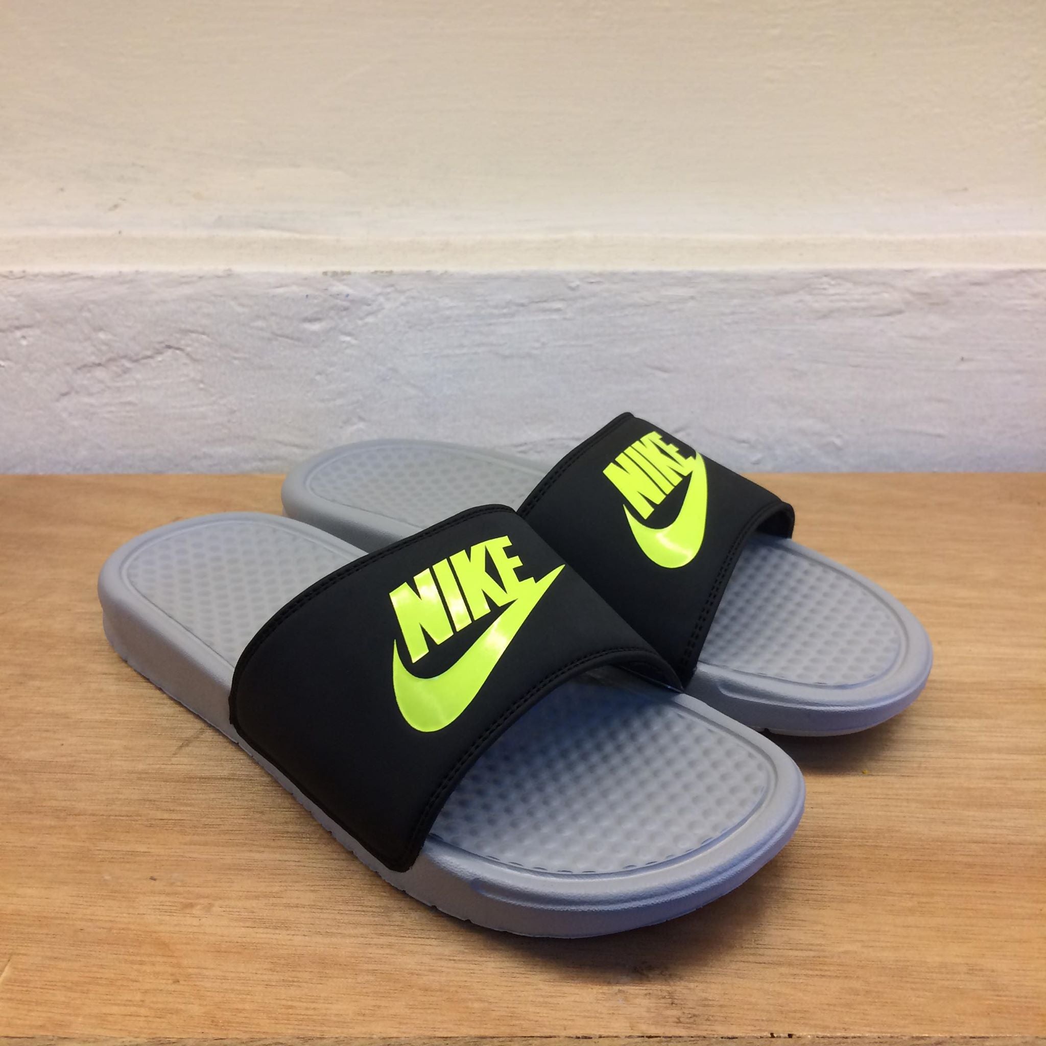 Men's Nike Benassi JDI Slides (Black/Wolf Grey/Volt)(343880-027 ...
