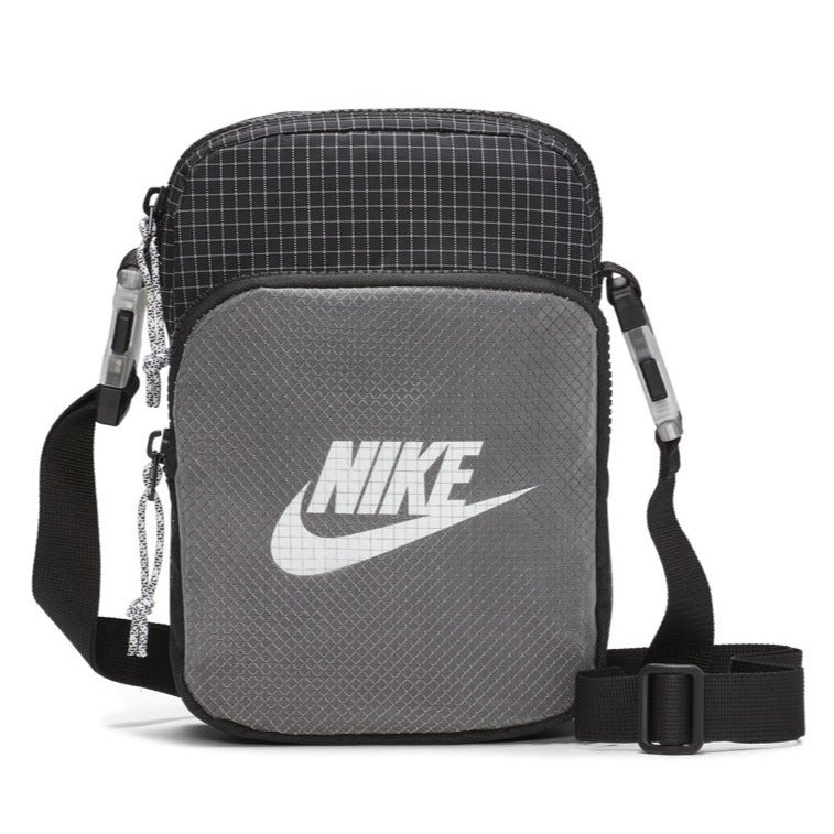 nike heritage 2.0 sling bag