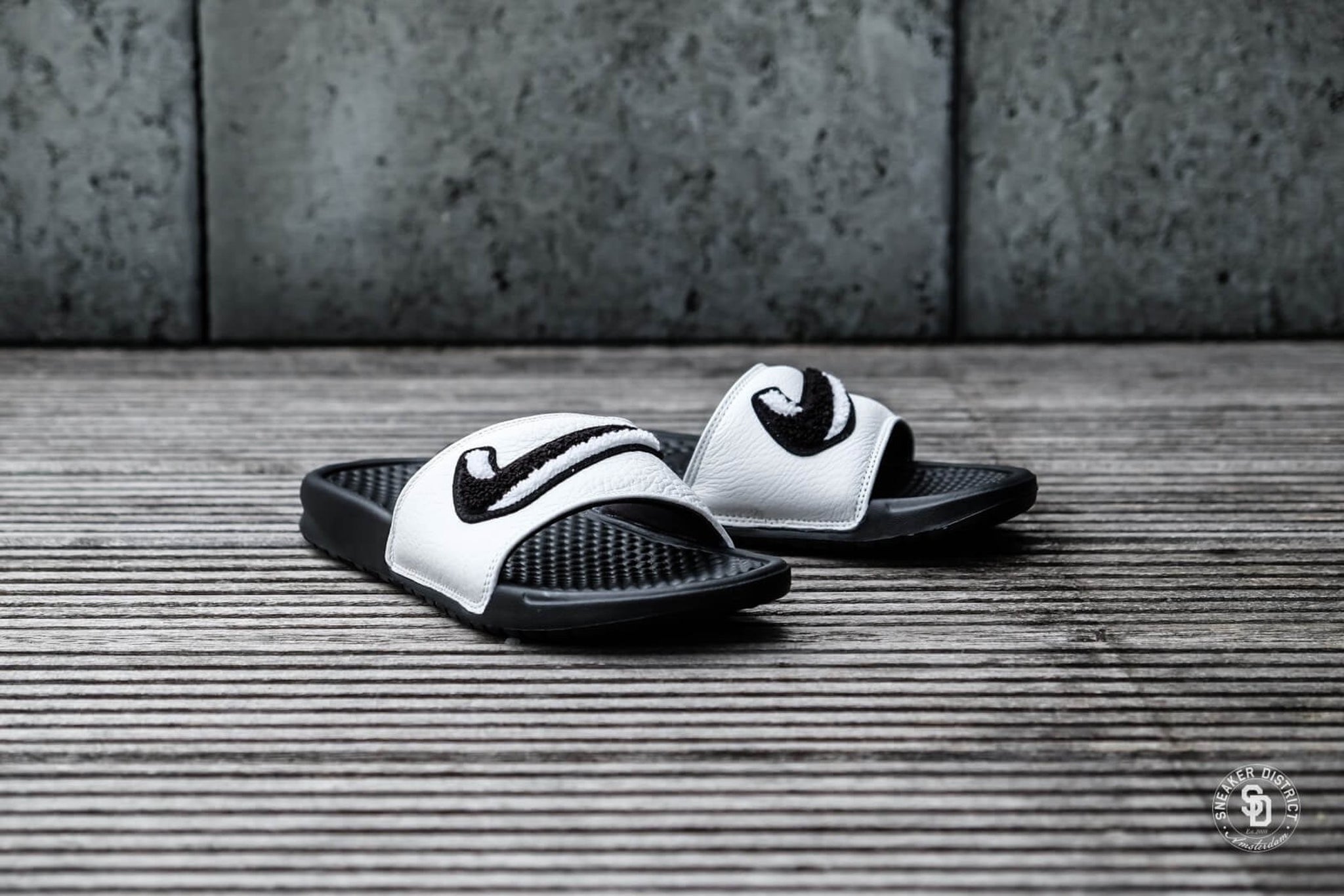 nike benassi jdi chenille