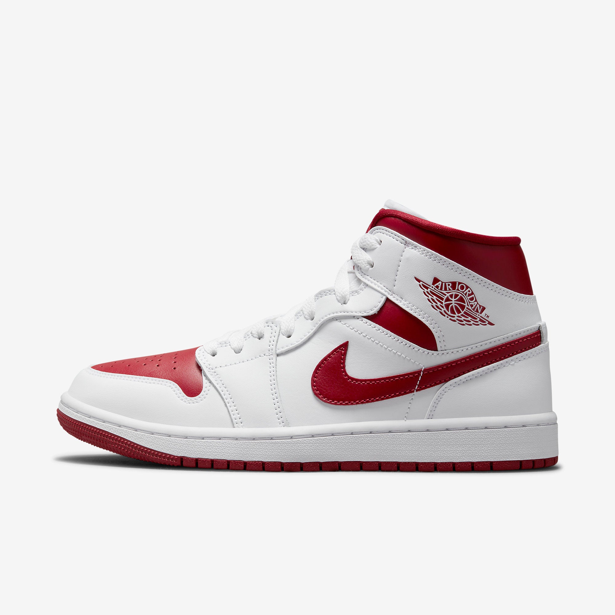 chicago jordan 1 mid