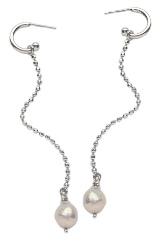 pearl earrings by Annika Burman