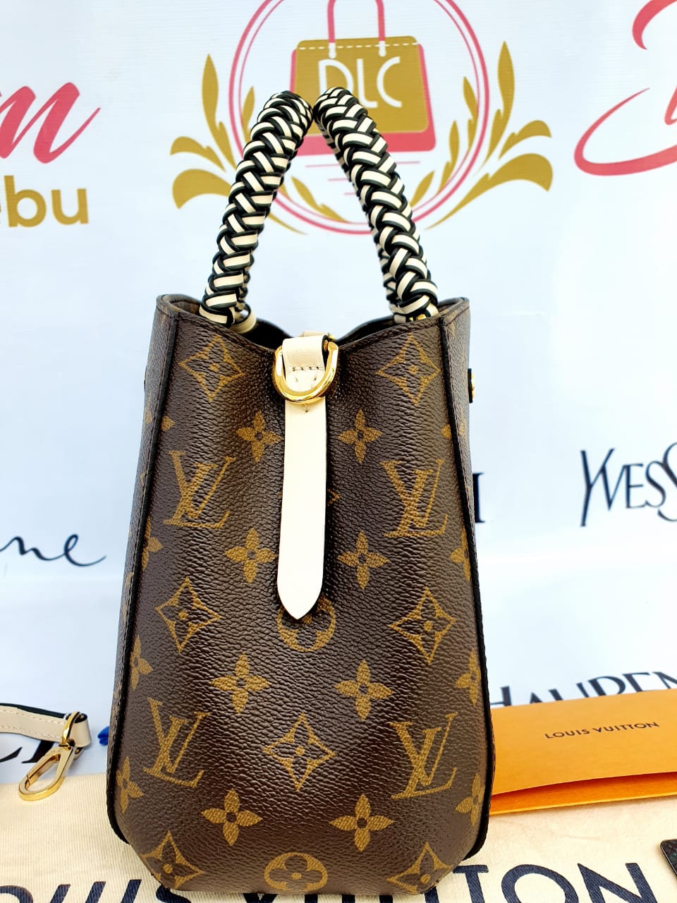 Authentic Louis Vuitton Montaigne