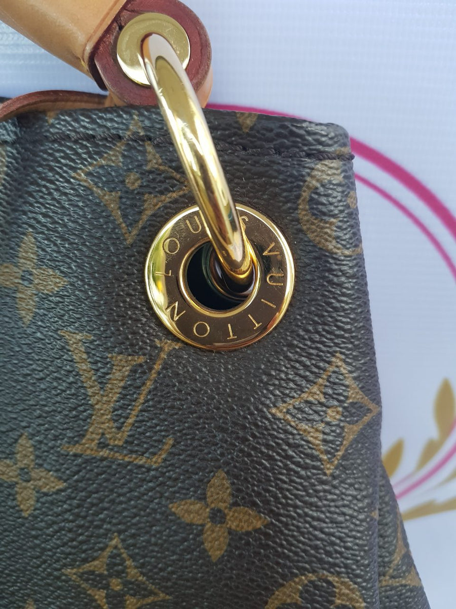 Louis Vuitton. Artsy Monogram Bag. Auction