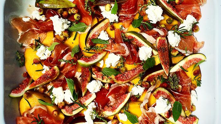 Australian Native Recipe Muntrie, Fig and Prosciutto Salad Serves 4-6