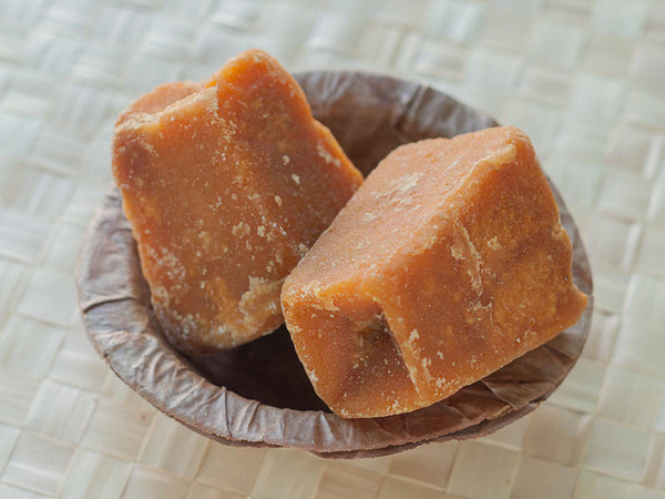 Jaggery or Gur used in EltheCook Readymade Tadka (Tempered SPice blends). Shipping worldwide