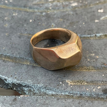 Load image into Gallery viewer, Faceted Bronze ring