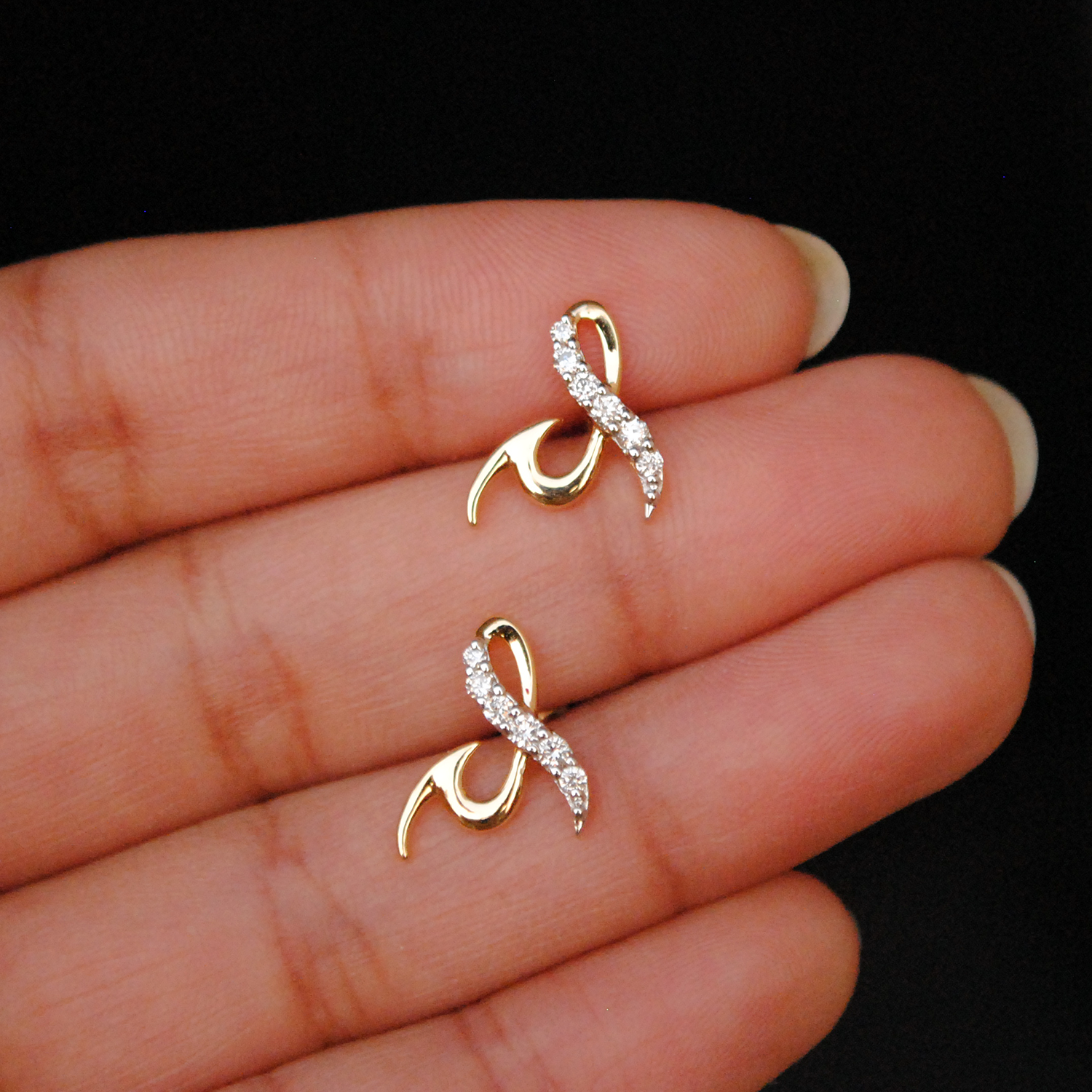 Hindi Initial Earring in 8K Gold and Diamond Letter Stud