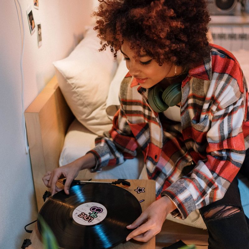 Bluetooth Headphones With Turntable