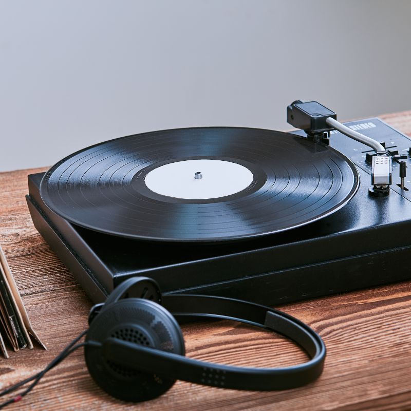 Turntable With Headphone Input