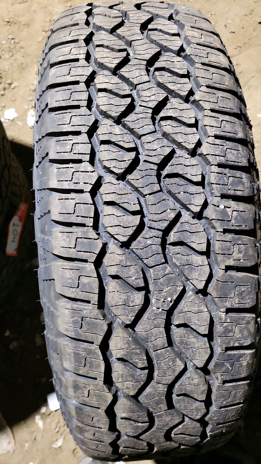 4 x P275/65R18 116T Goodyear Wrangler Territory AT – PneusGLC-Fungo