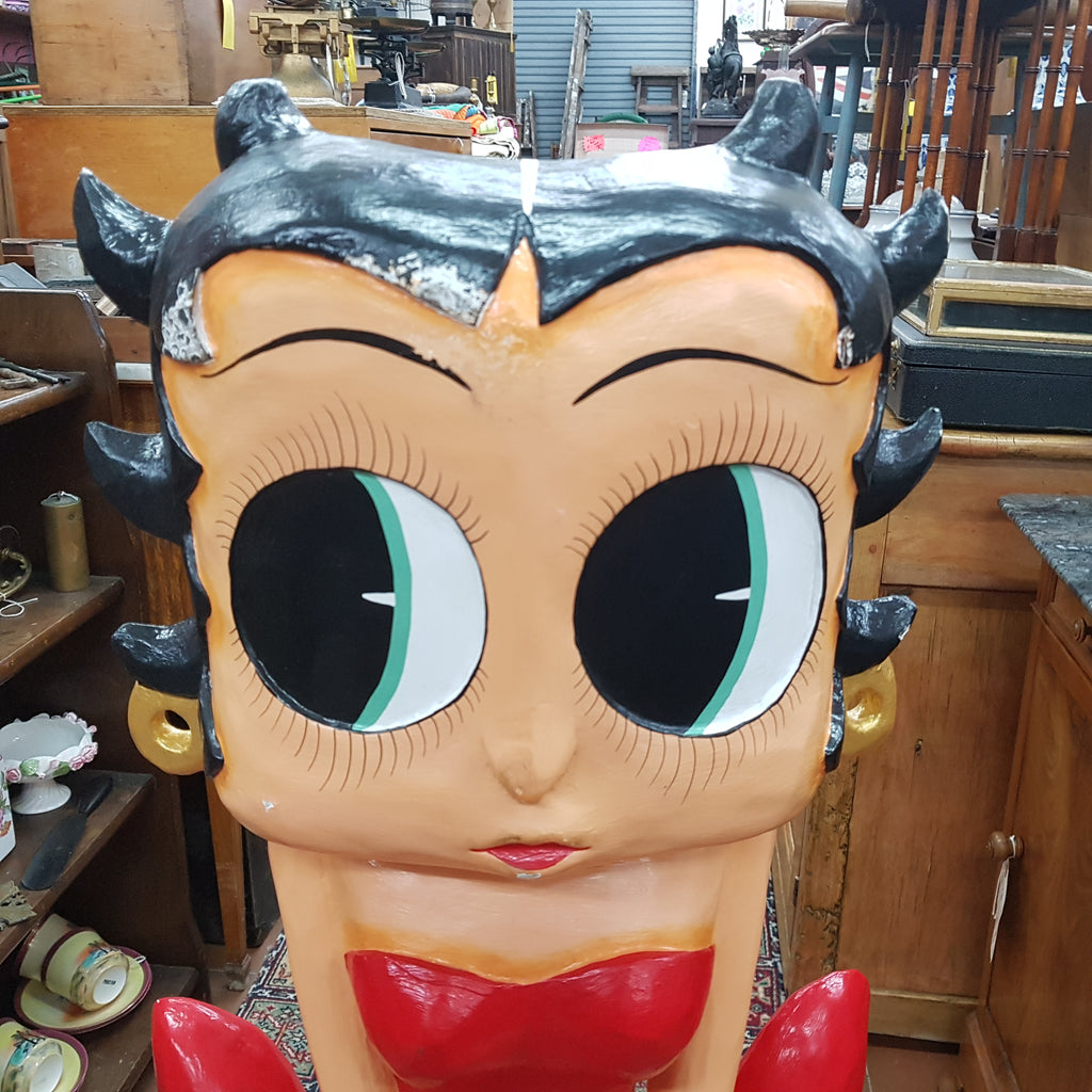 betty boop dog statue 1ft