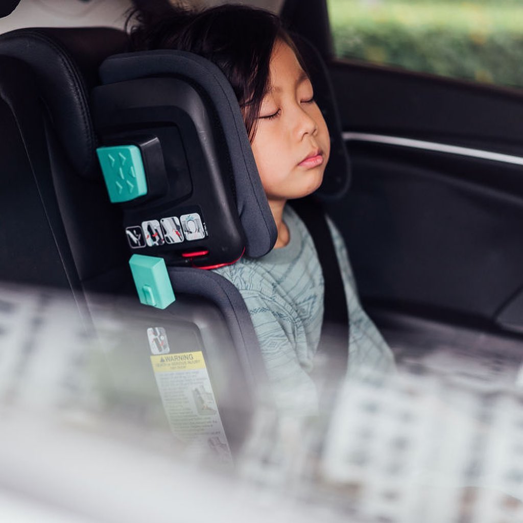 does frontier provide bags for child restraint systems