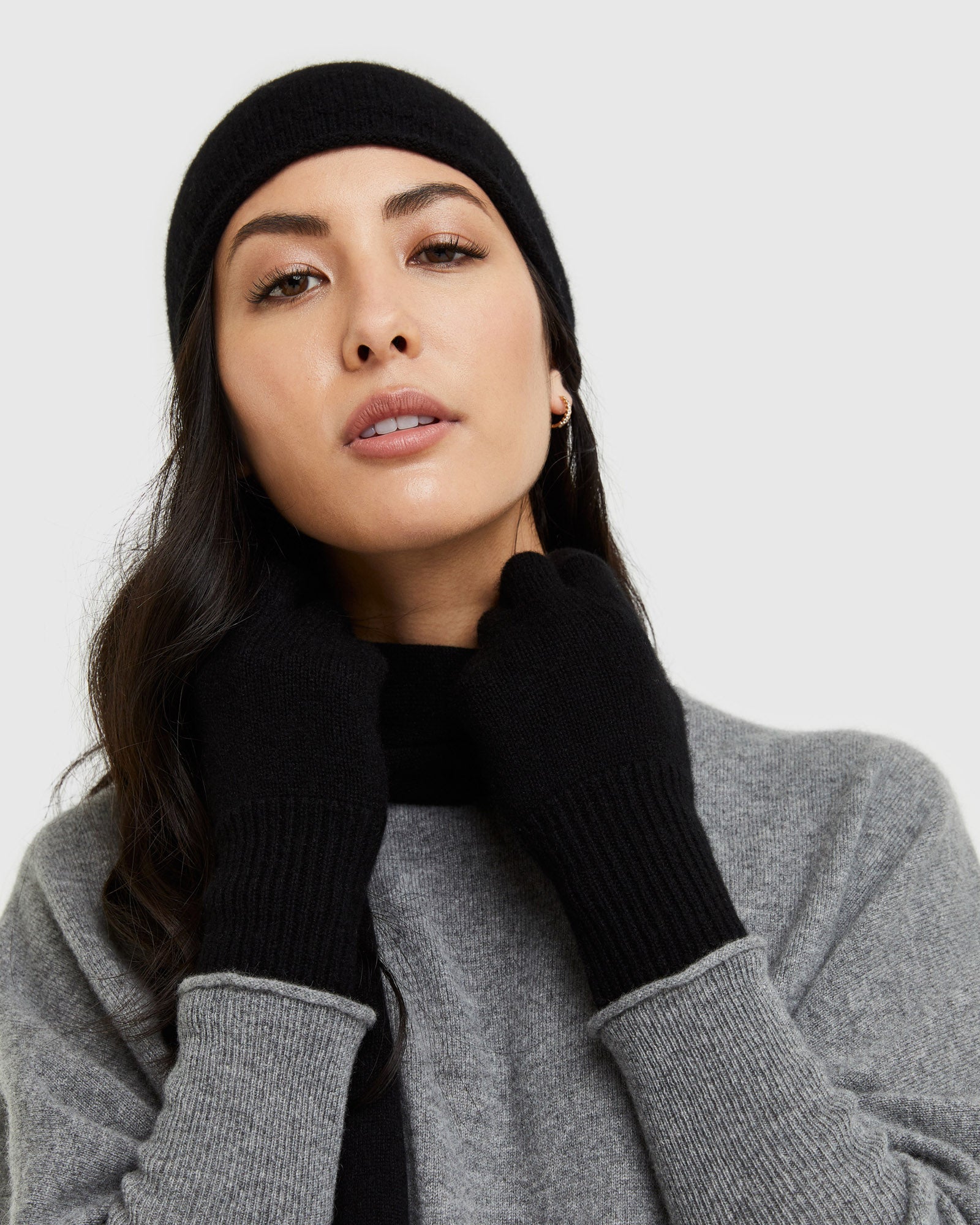 The $28 Mongolian Cashmere Gloves – Last Brand