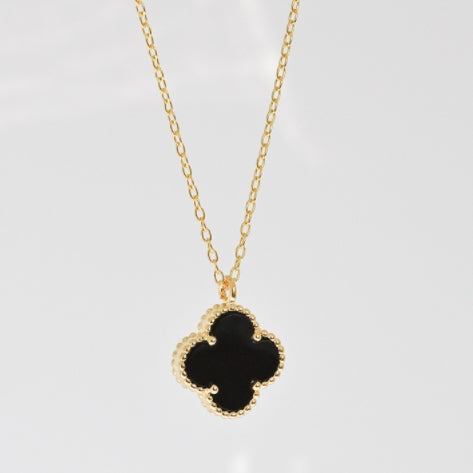 916 Large Black Clover Necklace 2.78gm