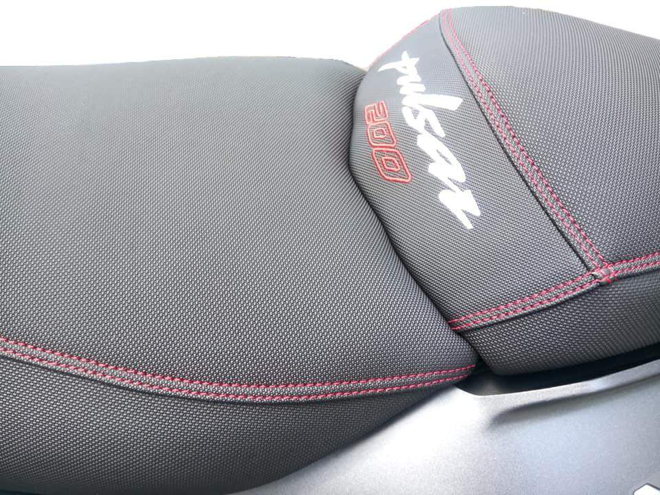 pulsar 125 seat cover