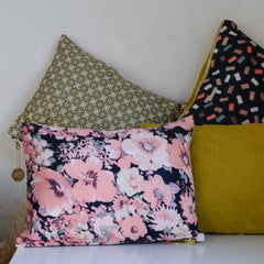 Doris for HK living cushion Mon Pote