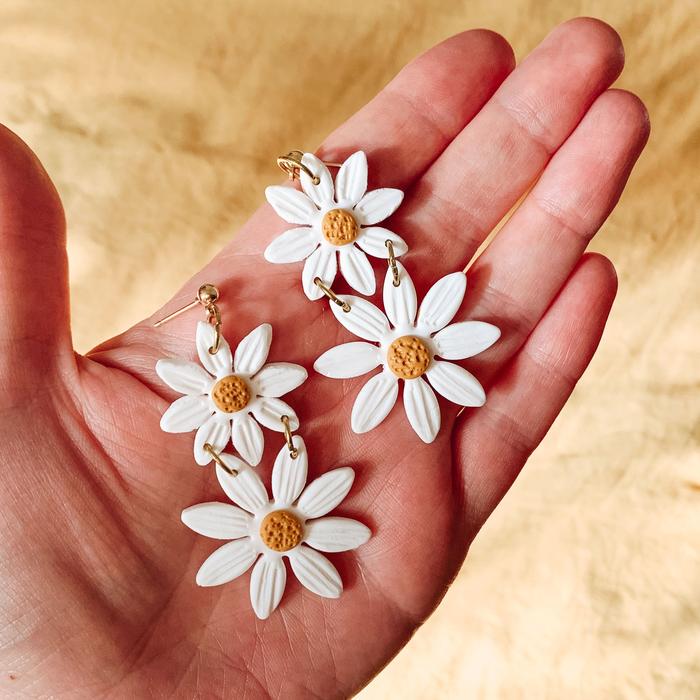 Pepper You Duo Statement Daisy Earrings